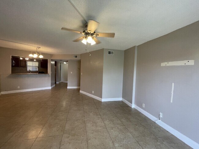 Building Photo - 9044 NW 28th Dr