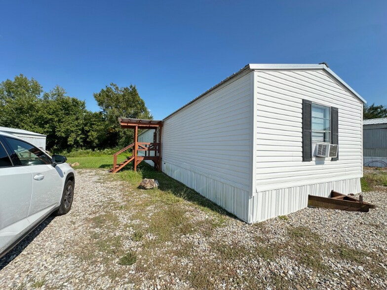 Building Photo - 124 Mattingly Ln