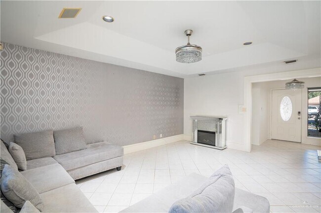 Building Photo - 27 N 33rd St