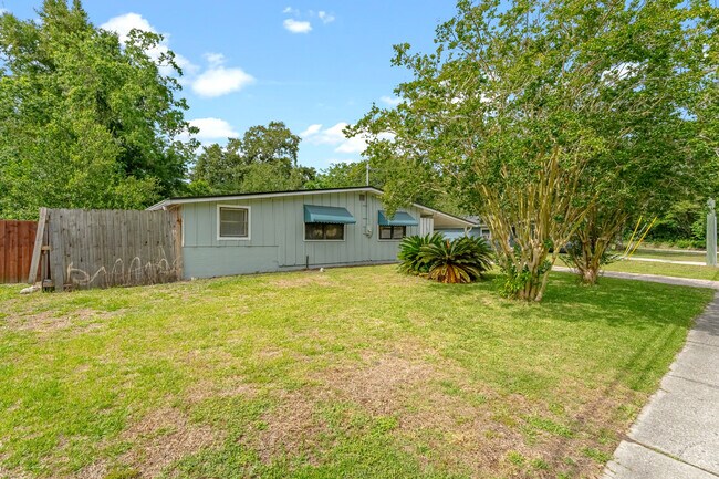 Building Photo - 6766 Londonbridge Ln