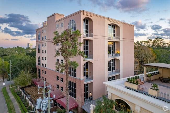 Building Photo - Memorial Cove Lofts