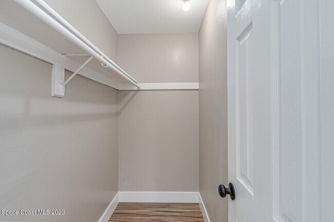 Building Photo - 5711 Margo Ct