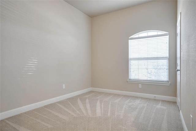 Building Photo - 3215 Clear Springs Dr