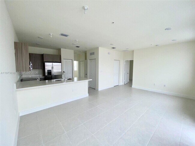 Building Photo - 6453 NW 102nd Path