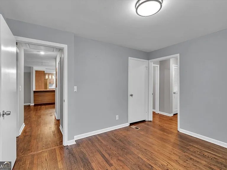 Building Photo - 106 Edna Pl