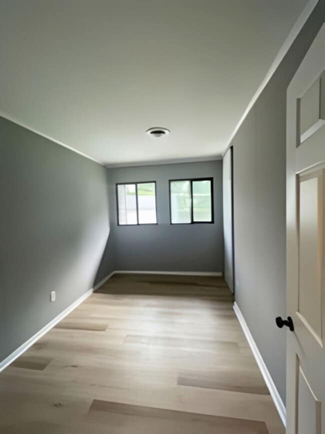 Building Photo - Fully Renovated 3-Bed Home w/ Designer Kitchen & Garage