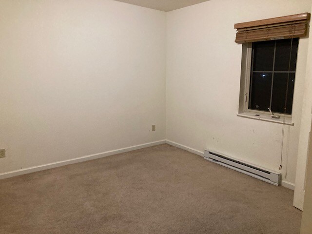 Building Photo - 813 Castello Ave
