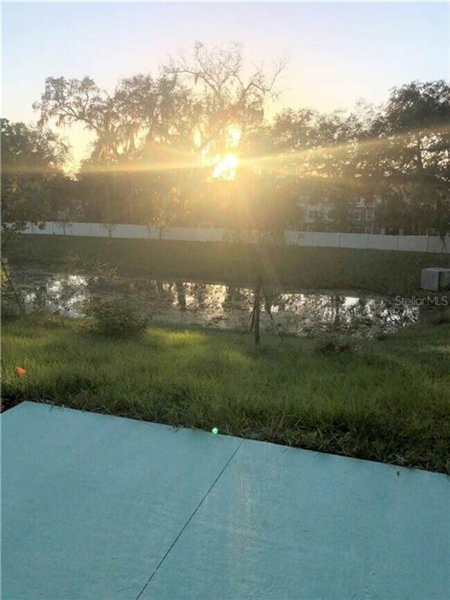 Building Photo - BEAUTIFUL 3-BEDROOM, 3-BATHROOM LUXURY TOW...