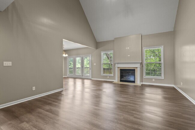 Building Photo - 777 Maidencane Dr