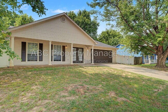 Building Photo - 3345 W Essex Dr