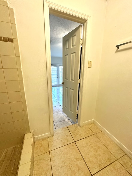 Building Photo - 2633 Ginger Mill Blvd