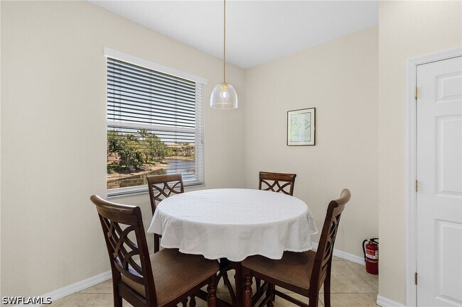 Building Photo - 9651 Spanish Moss Way