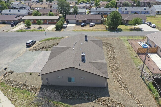 Building Photo - 3850 E Teri Ct