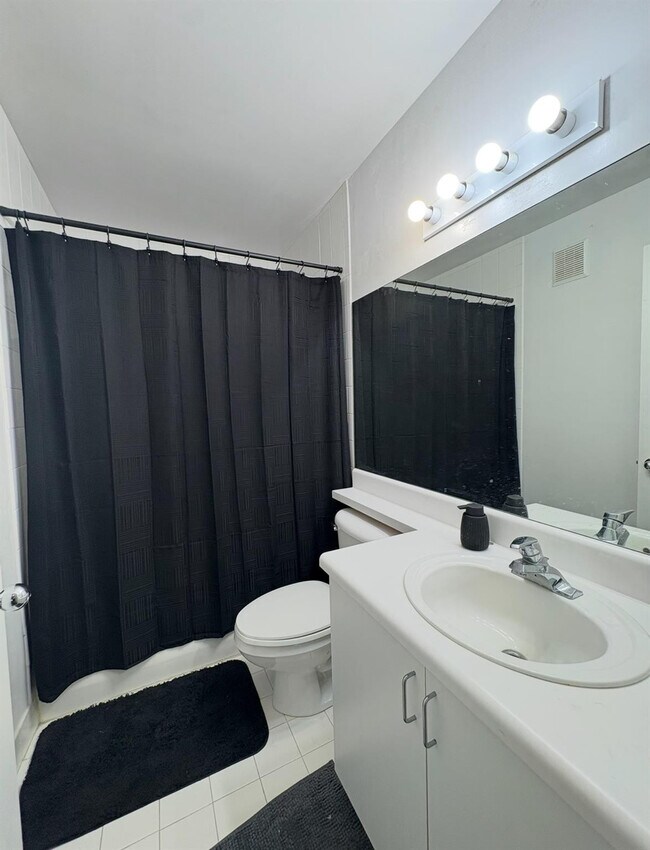 Building Photo - 4808 State Rd