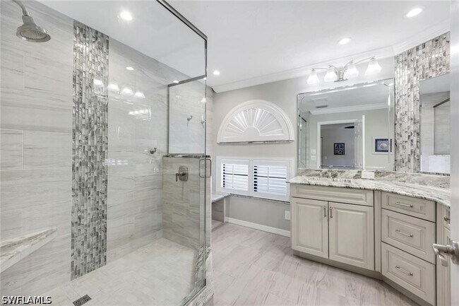 Building Photo - 6555 Valen Way