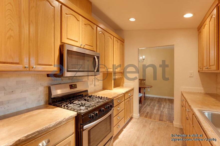 Building Photo - 234 W Jensen St