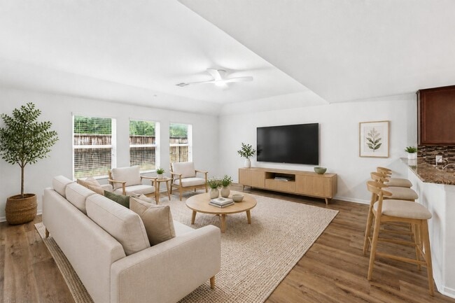 Building Photo - 16417 Olive Sparrow Dr