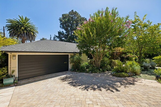 Building Photo - 970 Palo Alto Ave