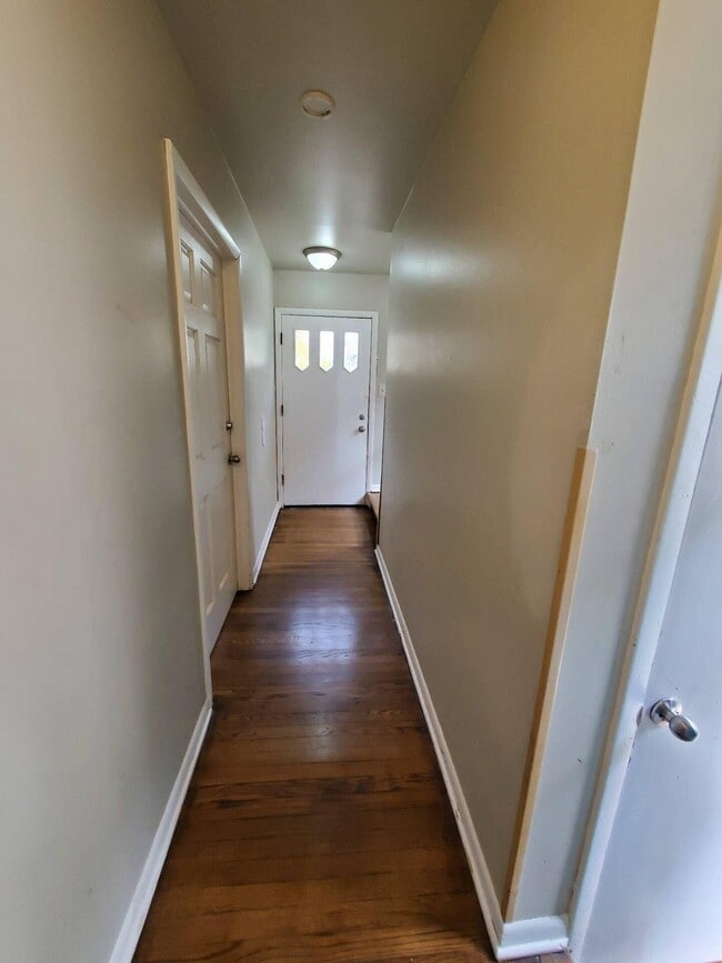 Building Photo - 8129 W Villard Ave