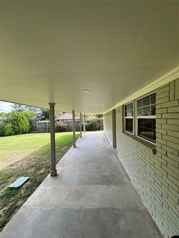 Building Photo - 104 Kingswood Dr