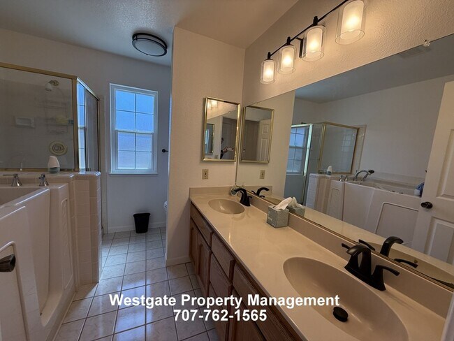 Building Photo - 1417 Dandelion Way