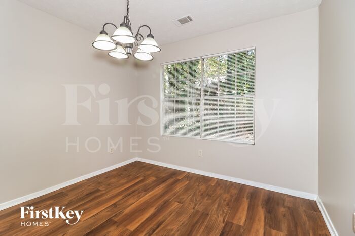 Building Photo - 1306 Mill Lake Cir