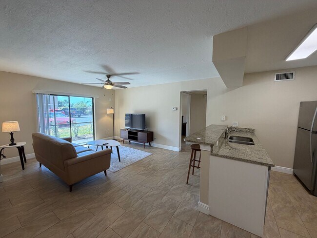 Building Photo - ANNUAL RENTAL - FURNISHED 1 BED / 1 BATH CONDO AT MYSTIC GARDEN