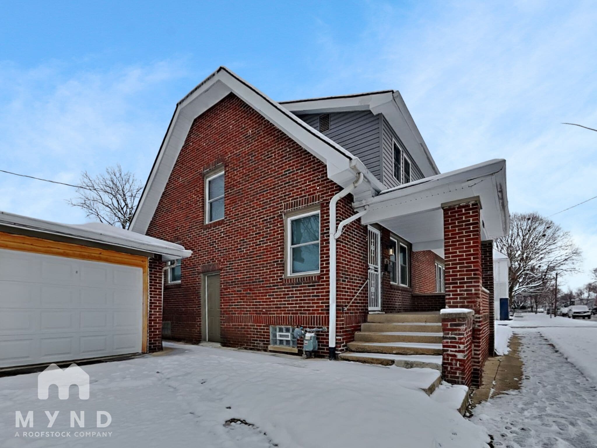 Building Photo - 1724 Woodlawn Ave