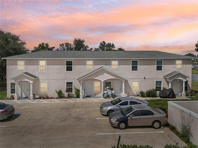 Building Photo - 210 Majors Ln