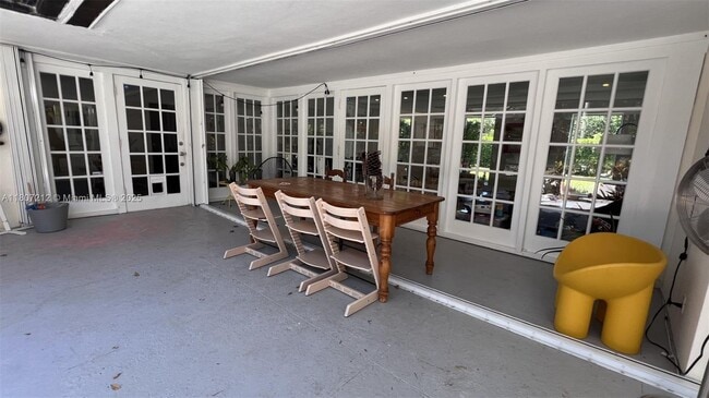 Building Photo - 12929 SW 60th Ave