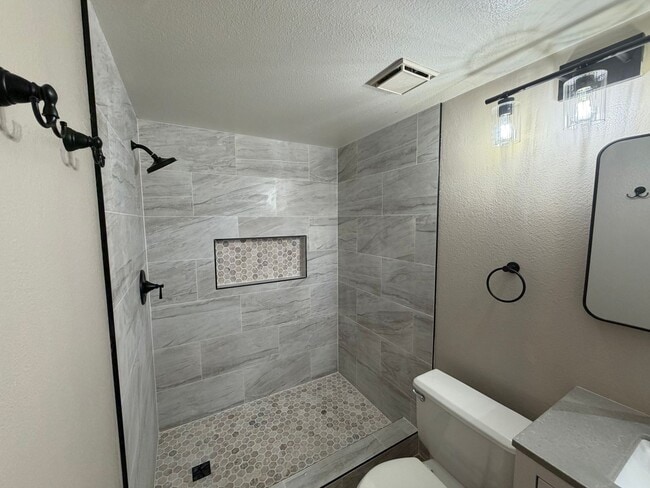 Building Photo - 3110 Sweet Clover St