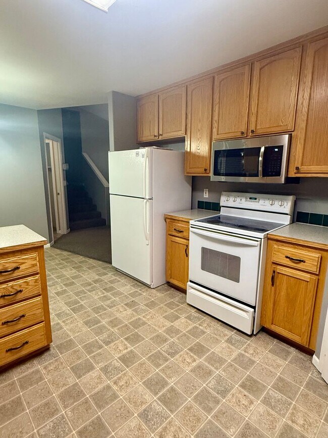 Building Photo - Cheney Home