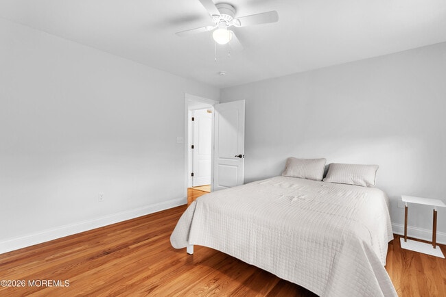 Building Photo - 7 Anderson St