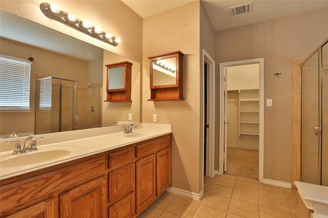 Building Photo - 11921 Kingsville Dr