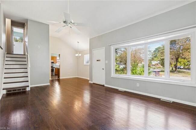 Building Photo - 301 Pepper Mill Ct