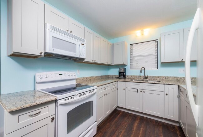 Building Photo - 43 Brigantine Ct