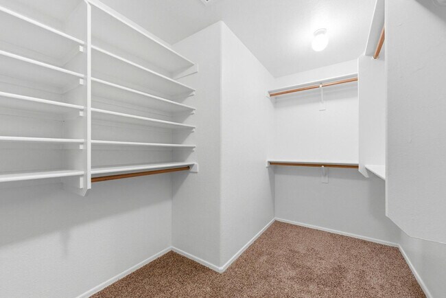 Building Photo - 15822 S 32nd Pl