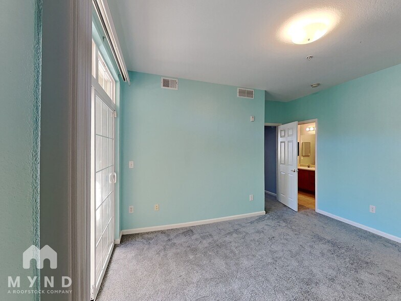 Building Photo - 5723 N Gibralter Way
