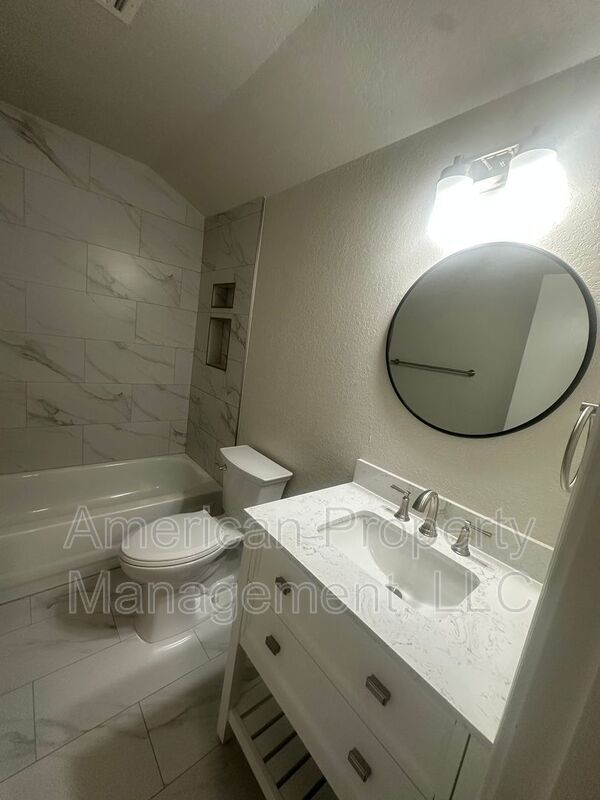 Building Photo - 6712 S 78th E Ave