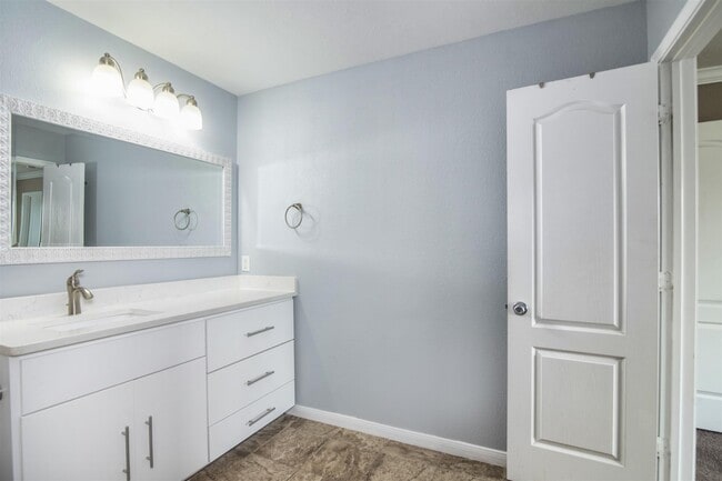 Building Photo - 10447 Harbor Canyon Dr