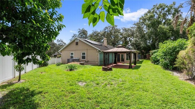 Building Photo - 5304 Rosecrest Cir