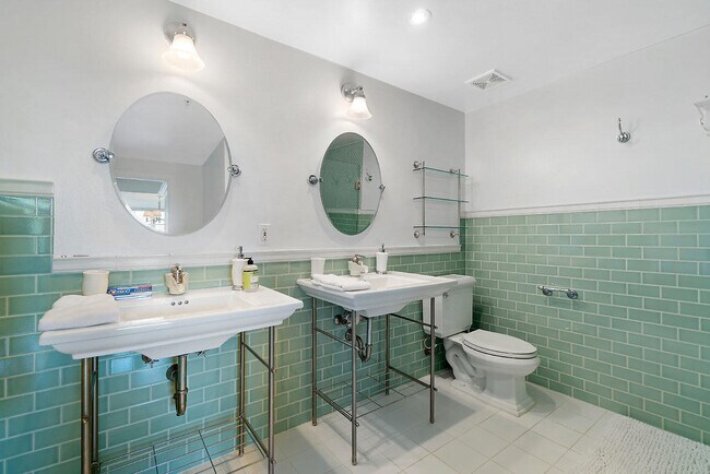 Building Photo - 11740 St Andrews Place