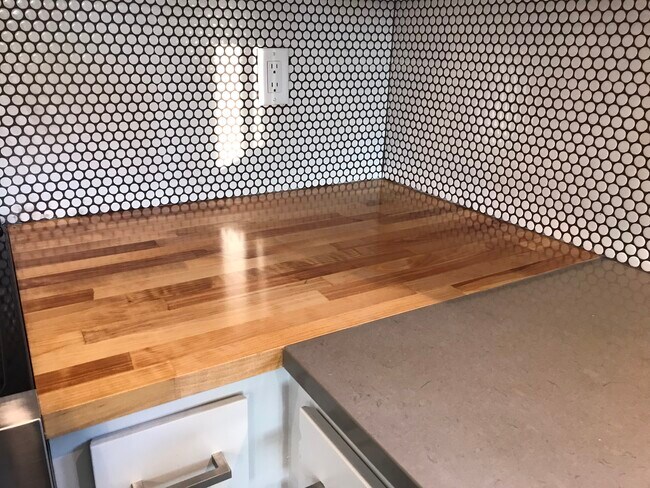 Building Photo - 2321 Ellis St