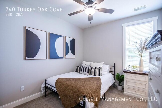 Building Photo - 740 Turkey Oak Cv