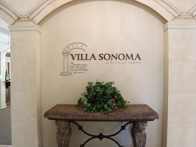 Club house - 10 Perimeter Summit Blvd NE