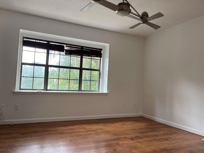 Building Photo - 3734 Rock Brook Dr