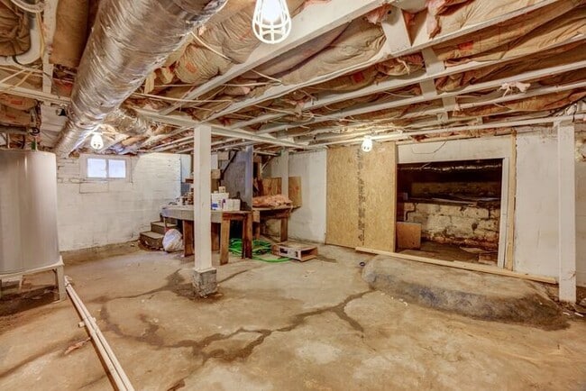 Building Photo - 3/2.5 Dream Home With Lots Of Charm