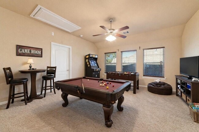 Building Photo - 2051 Brodie Ln