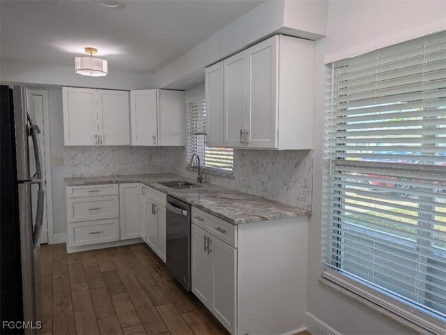 Building Photo - 256 SE 46th Ter