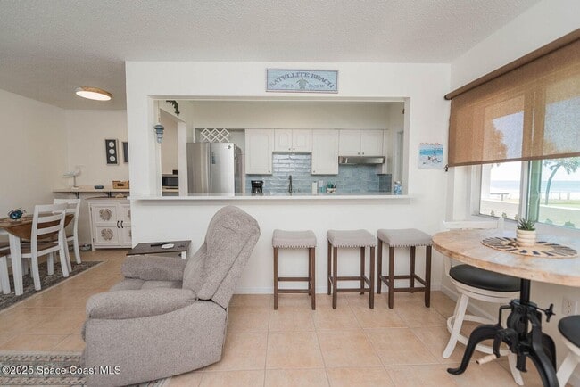 Building Photo - Furnished and Available April 6th 2026